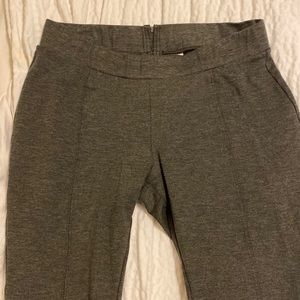 Pleated Cropped Stretchy Pants